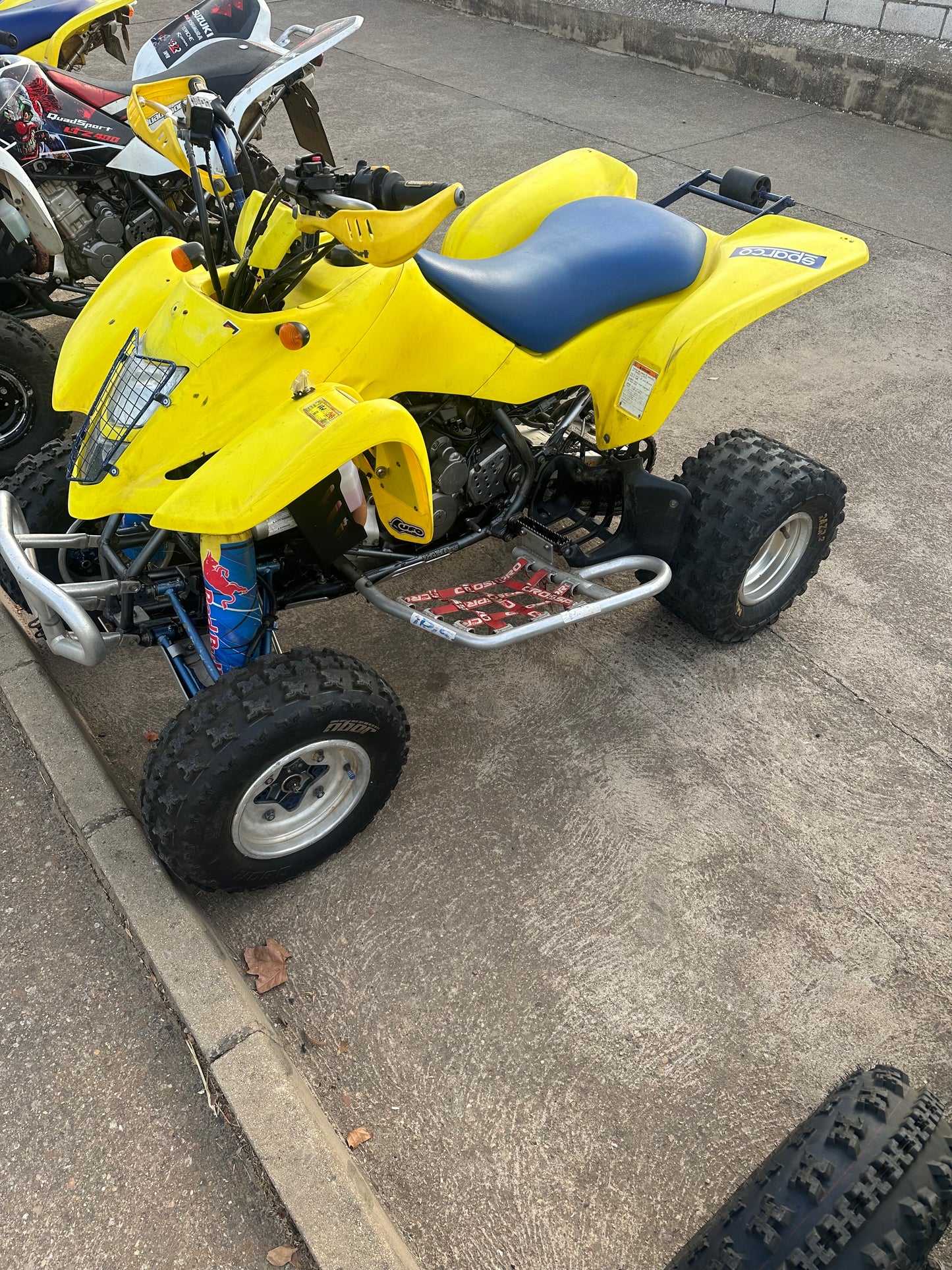 Suzuki ltz 400
