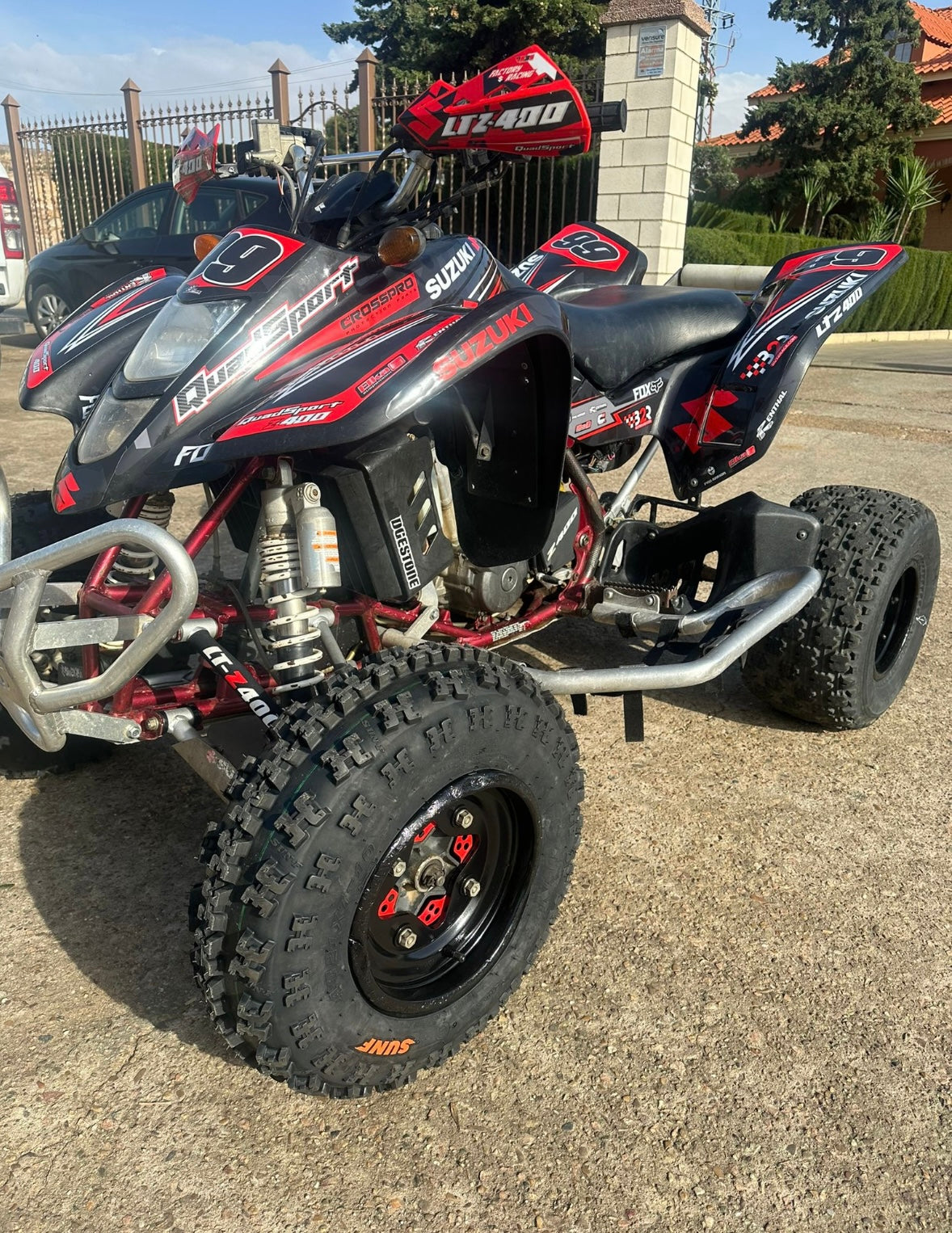 Suzuki ltz 400 black edition